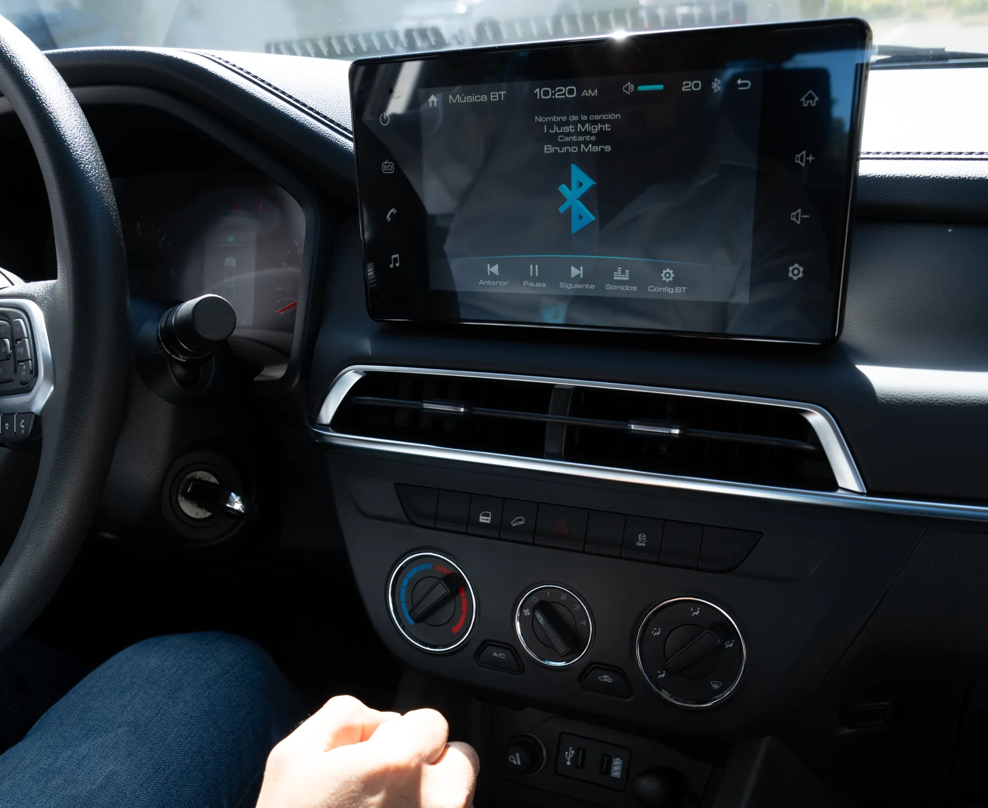 Bluetooth + Cruise Control