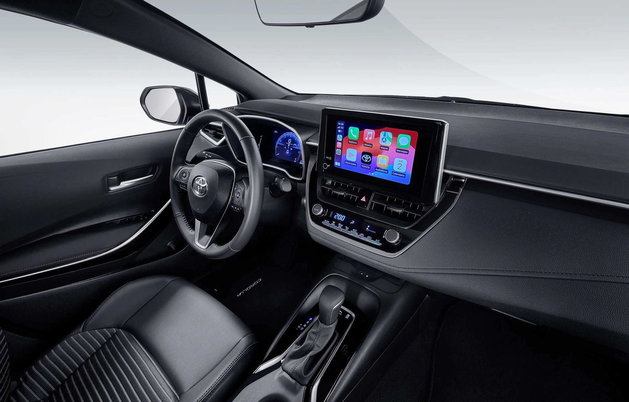 Pantalla táctil de 8" y conectividad Android Auto® y Apple CarPlay®